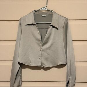 Zara Light Gray Cropped Button-Front Blouse